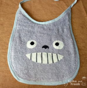 babero totoro